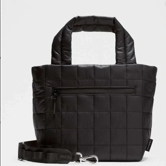 FIRM PRICE NWT LULULEMON QUILTED GRID TOTE BAG 5L - Picture 3 of 9